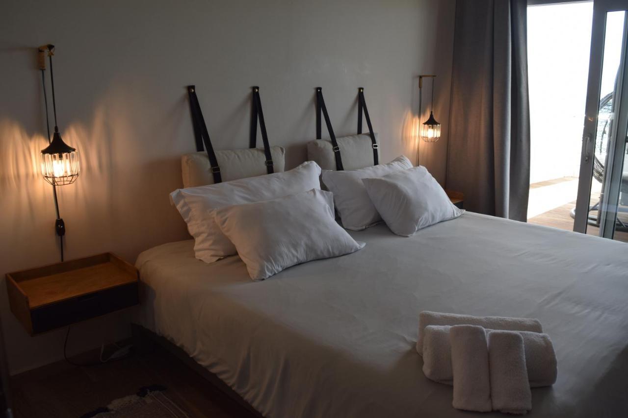 Tradewinds Apartments Simpson Bay Ngoại thất bức ảnh