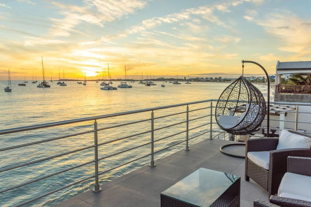Tradewinds Apartments Simpson Bay Ngoại thất bức ảnh
